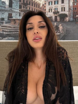 Angelina Secretss OnlyFans Italiane - @angelinasecrets