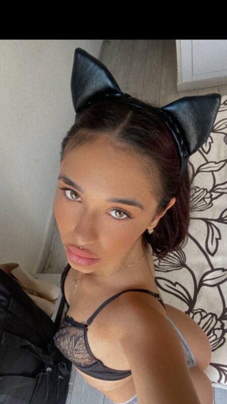 La Mora OnlyFans Italiane - @aurorabarresi