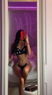 Hot Italian College Baby OnlyFans Italiane - @collegespicebabyyy