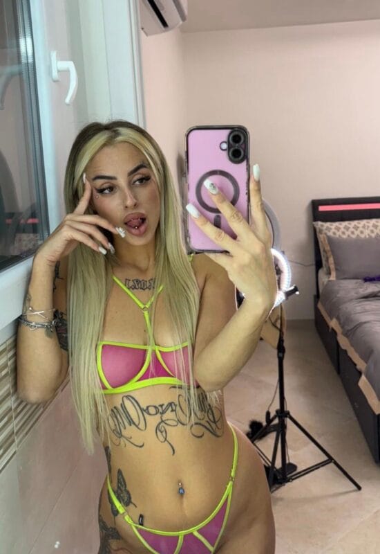 dejanie OnlyFans Italiane - @einajed