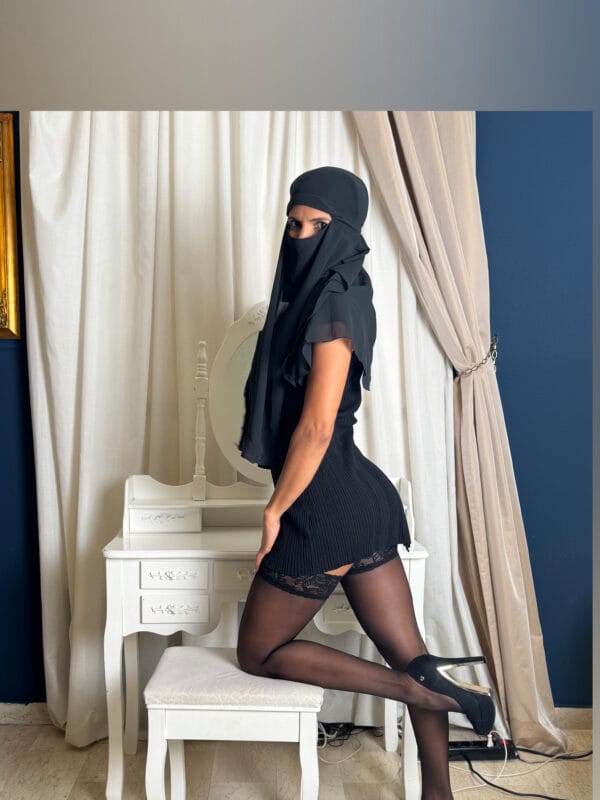 Fatima Naher OnlyFans Italiane - @fatimanaher