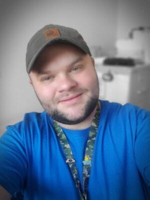 Brian E Vanwinkle OnlyFans Italiane - @gayredneck93