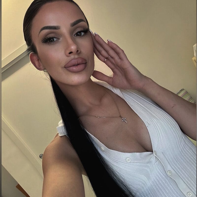 Juliana OnlyFans Italiane - @julianna999