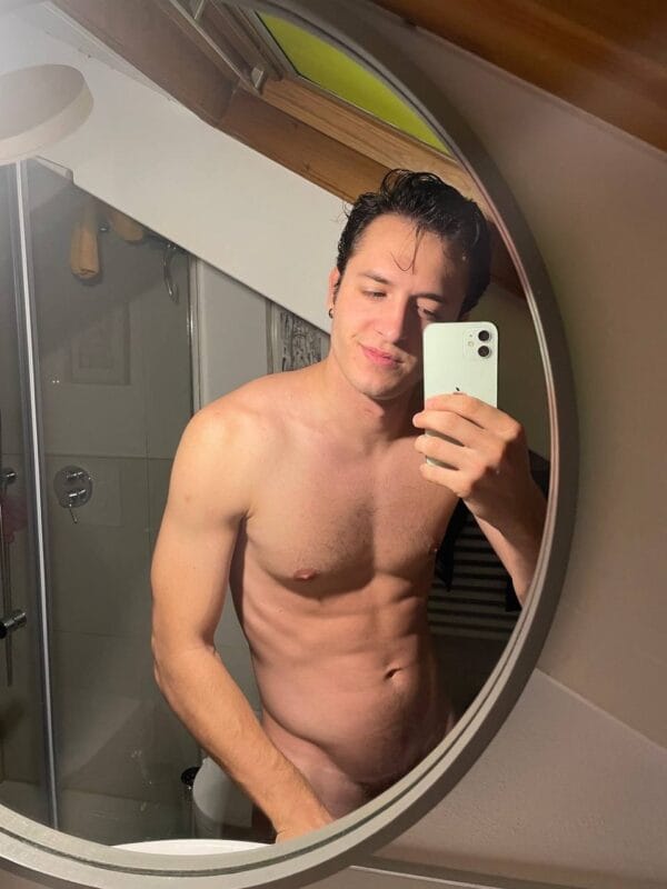 Kris Ferrari OnlyFans Italiane - @krisferrari