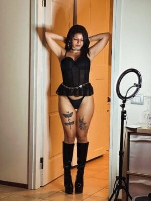 Lana Foxx OnlyFans Italiane - @lanafoxxreal