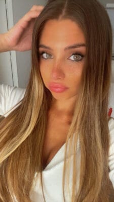 Martina OnlyFans Italiane - @martinazaffiro