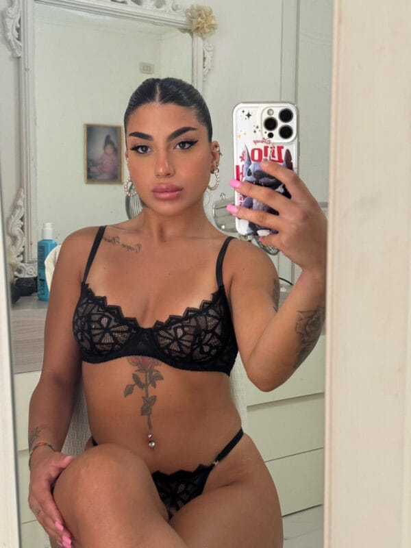 Natasha Giacu OnlyFans Italiane - @natuzz