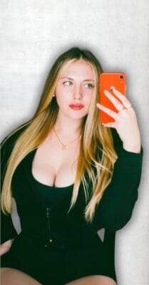 Valentina OnlyFans Italiane - @valentina_hott